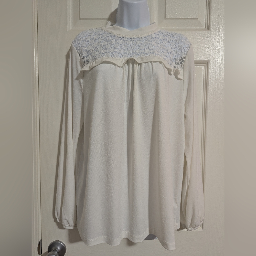 Massini XL Elegant White Lace Women's Top